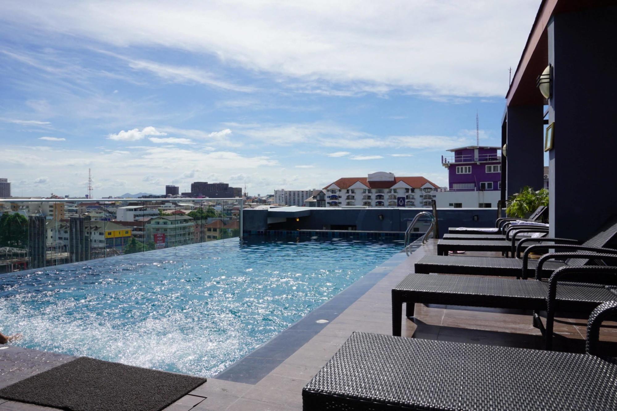 247 Boutique Hotel Pattaya Esterno foto