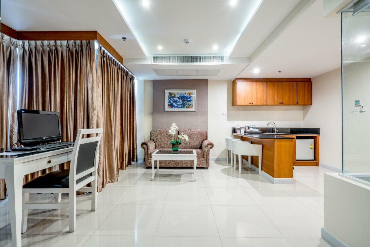 247 Boutique Hotel Pattaya Esterno foto